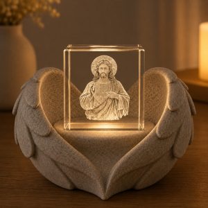 Cristal 3D cu Iisus și Suport Înger – Cadou Religios Elegant UnCadou.ro